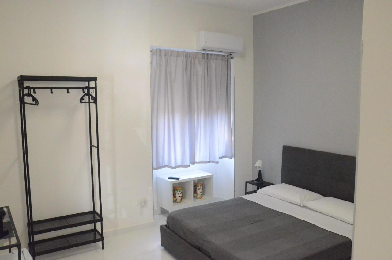 Casa Gale - House In Catania Center Apartment Exterior foto