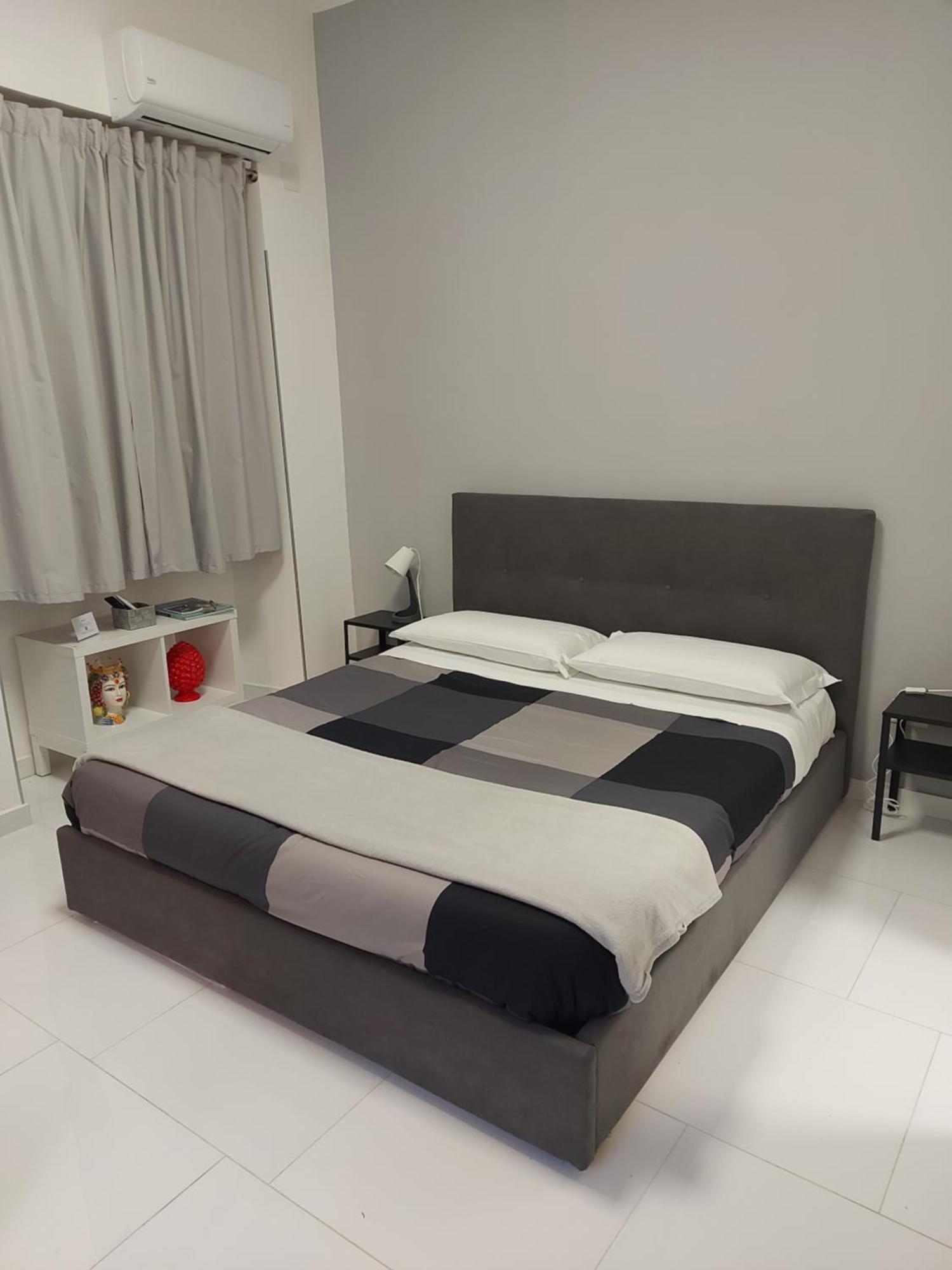 Casa Gale - House In Catania Center Apartment Exterior foto